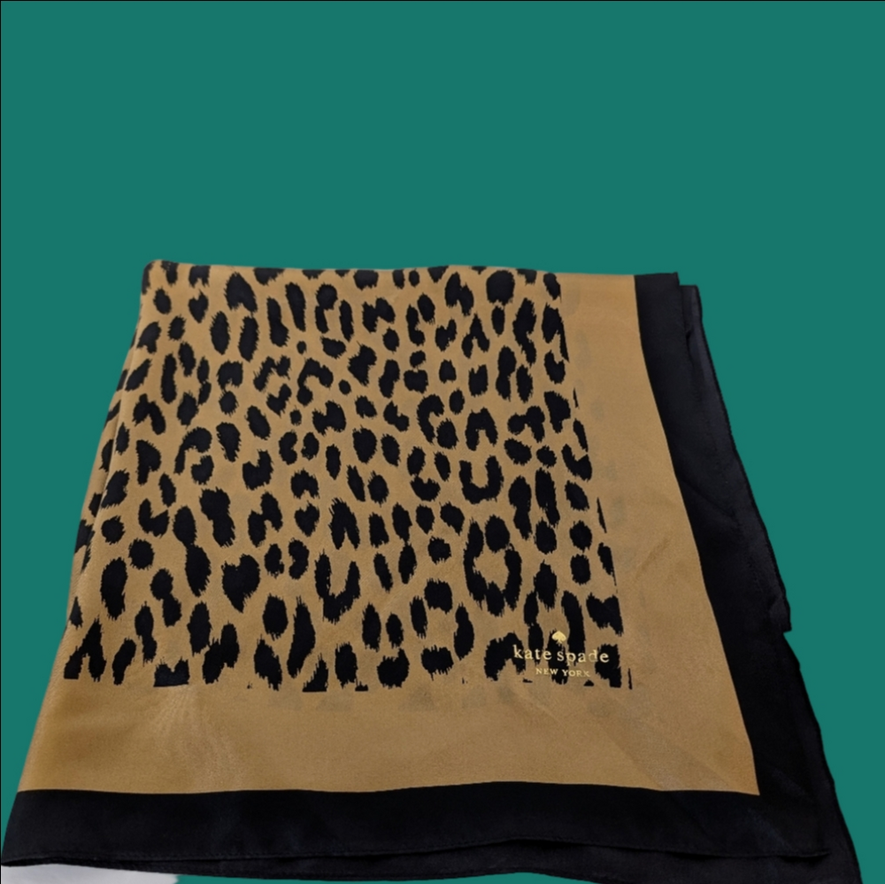 Kate Spade Animal Print Black Tan Leopard Print Scarf With Gold KS Signature NWT - Picture 1 of 3